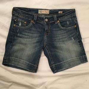 MEK JEAN SHORTS